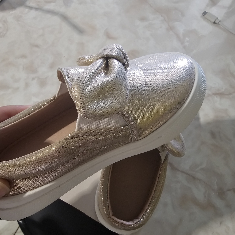 Shoes - Picture 4 of 4